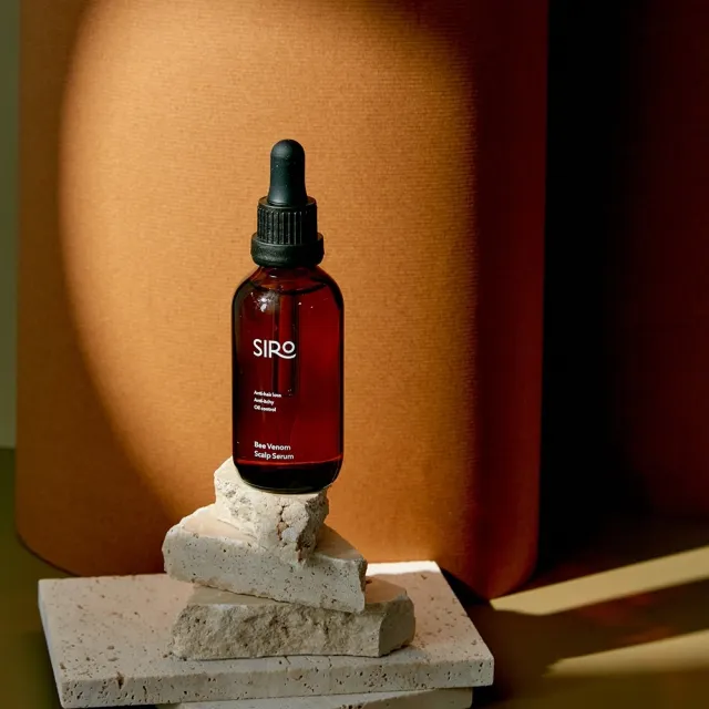 【Siro】蜂毒養髮精華液 60ml(細軟髮、易落髮、頭皮搔癢出油)