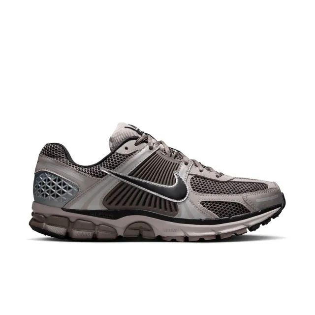 【NIKE 耐吉】慢跑鞋 男鞋 運動鞋 ZOOM VOMERO 5 棕灰 FB9149-005