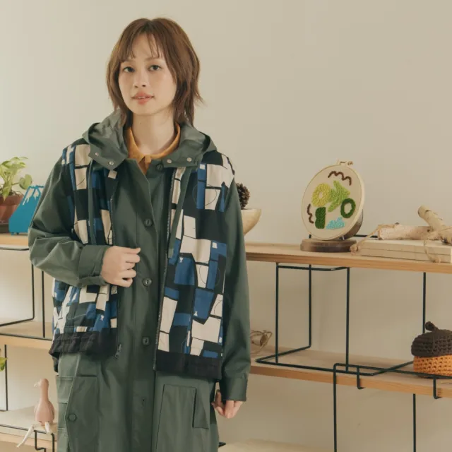 【MOSS CLUB】雙面穿條絨布&幾何印花小立領背心(灰 黃)