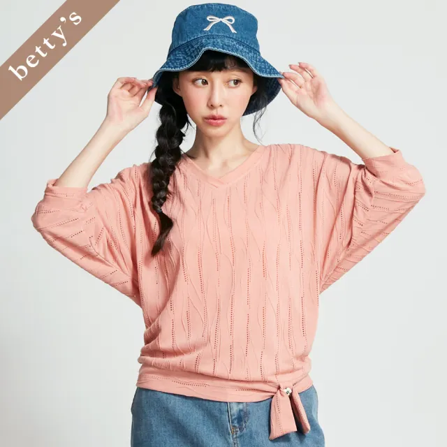 【betty’s 貝蒂思】出清品 流線鏤空七分袖V領T-shirt(珊瑚粉)