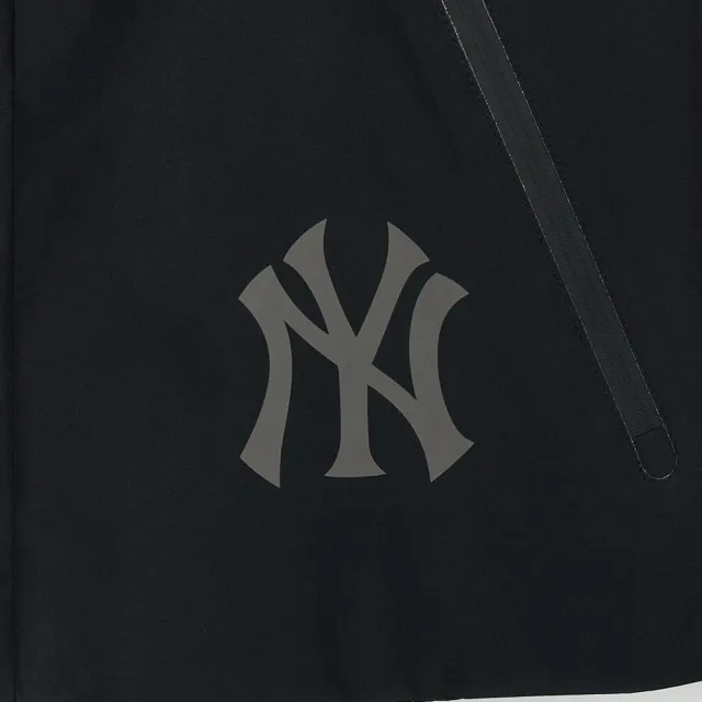 【MLB】Windstopper 女版防風外套 機能外套 紐約洋基隊(3FWJB9054-50BKS)