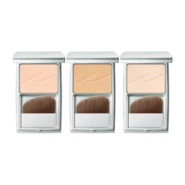 RMK 絲柔蜜采餅 RMK 絲柔蜜採餅為專櫃級保養產品,採用高品質成分,提供輕盈柔滑的保濕效果,適合日常使用,讓肌膚保持水潤與健康。