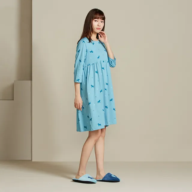 【YVONNE 以旺傢飾】冰島馬印花七分袖洋裝-冰島藍