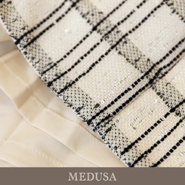 【MEDUSA 曼度莎】現貨-學院小香風雙排釦短褲（M-XL）｜女小香風短褲 西裝短褲 上班短褲(601-73803)