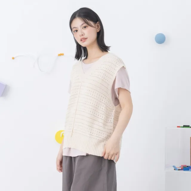 【MOSS CLUB】鏤空洞洞V領無袖針織背心(藍 卡 杏/魅力商品)
