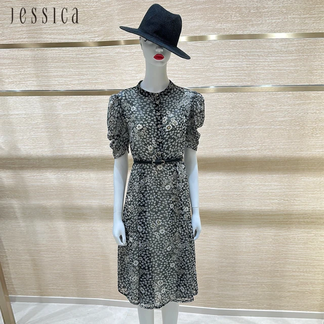 【JESSICA】法式優雅黑碎花短袖雪紡洋裝253751