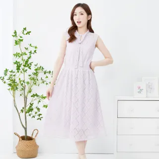 【betty’s 貝蒂思】菱格紋亮片立領綁帶無袖洋裝(淺紫)