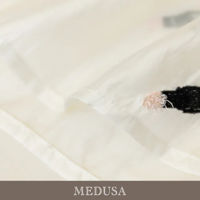 【MEDUSA 曼度莎】現貨-透感輕薄天絲棉字母長版襯衫（M-2L）｜女長版襯衫 天絲棉 上班襯衫(601-36101)