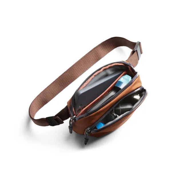 【Bellroy】官方直營 Venture Hip Pack  探索腰包 1.5L(楓葉棕/出遊必備/輕便背包/斜背包)