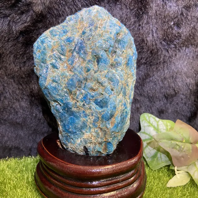 【Cozy 世界水晶原礦與茶】藍磷灰原礦 42-7(自我的思考能夠更為清晰)