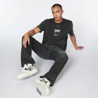 【Batman x Lee】男裝 牛仔褲｜743 中腰舒適直筒｜蝙蝠俠謎題人｜灰色洗水(LB517120888)