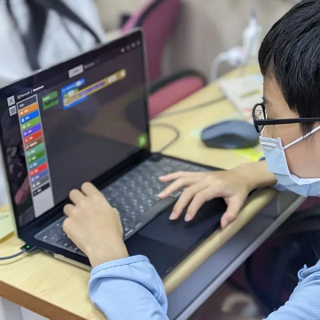 【橘子蘋果程式學苑】Minecraft 麥塊程式班教育版(培養孩子邏輯思維)