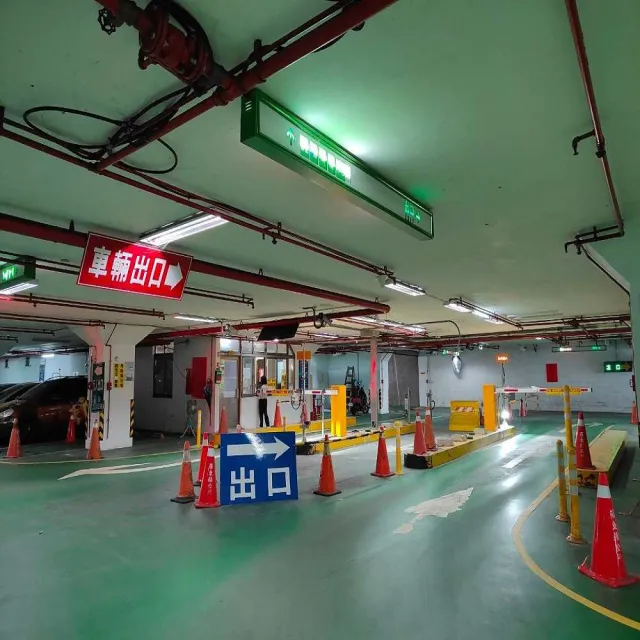 【ViVi PARK 停車場】宜蘭區羅東公正國小地下停車場連續90日通行卡