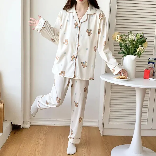 【lingling】全尺碼-熊熊側掀哺乳衣牛奶絲長袖二件式睡衣組 孕婦睡衣居家服(PA4394-米杏熊熊)