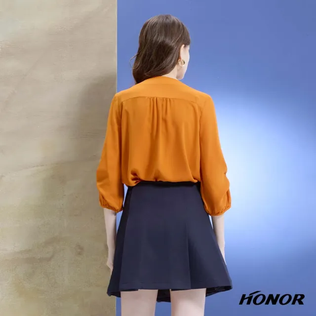 【HONOR 山形屋】出清品 圓點絲帶金釦領飾雪紡上衣-橘(限定出清)