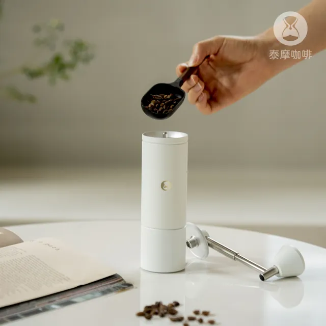 【TIMEMORE 泰摩】泰摩咖啡 全金屬栗子C5 Pro-黑色 /白色(手搖磨豆機 摺疊把手 義式 手沖 全能進階版)