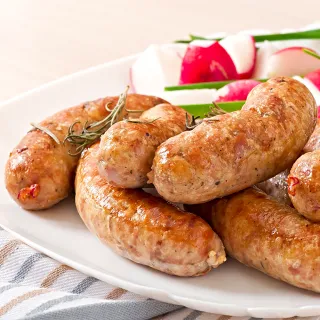 【國際牛肉店】原味牛肉香腸300g(五支入 / 清真料理 / 本土溫體溯源牛肉)