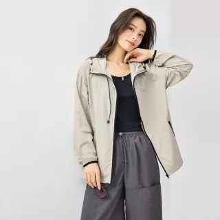 【GIORDANO 佐丹奴】女裝黑科技涼感防曬撞色連帽薄風衣外套(07 淡摩卡)