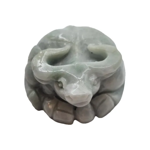 【藏古祥館】翡翠牛轉乾坤   SV22  (宗教開運 翡翠)