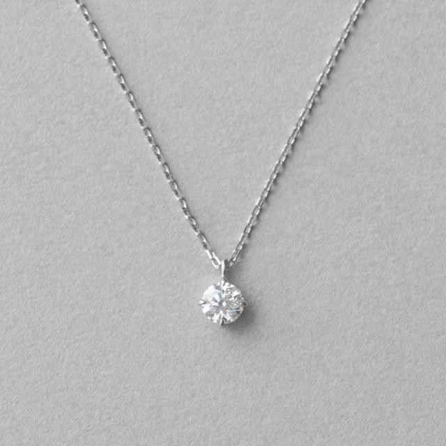 【ete】PT900/850 經典單鑽爪鑲鑽石項鍊-0.20ct(鉑金色)