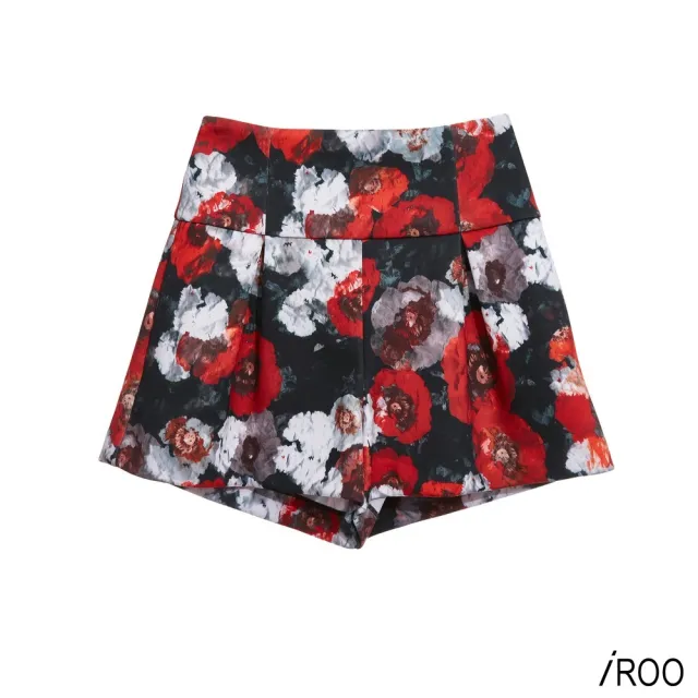 【iROO】赤紅花影短褲