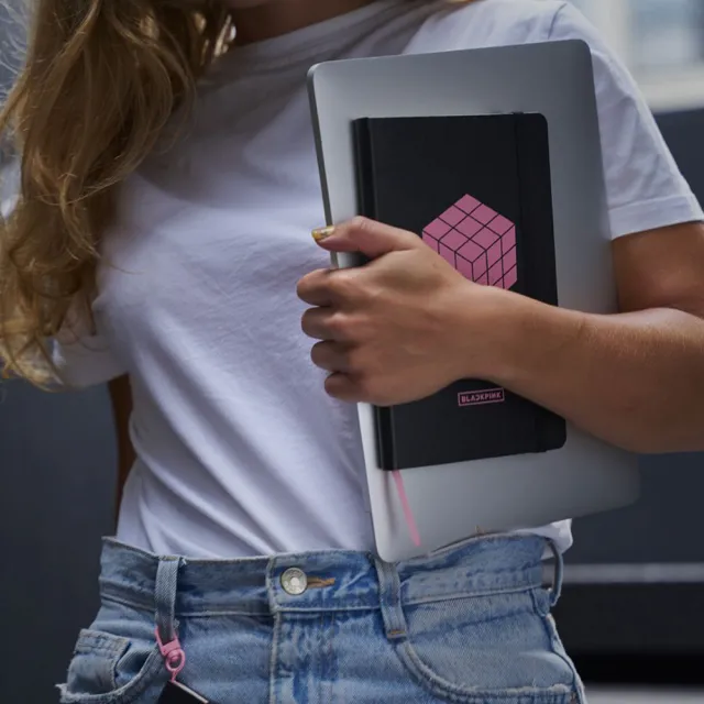 【MOLESKINE】x BLACKPINK 無時效週記手帳(附成員簽名卡)