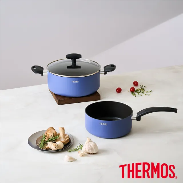 【THERMOS 膳魔師】迷霧星空不沾鍋雙耳附蓋湯鍋24cm(TJP-W24-BL)