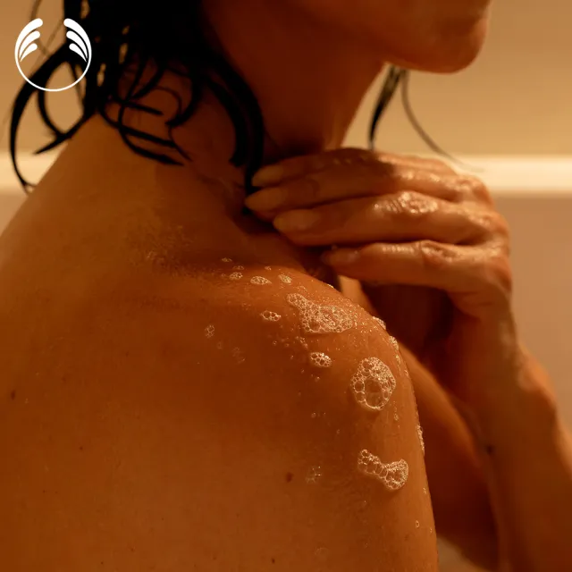 【THE BODY SHOP 美體小舖】大溪地SPA香蘭歡愉沐浴膠-250ML(沐浴乳/香氛沐浴)