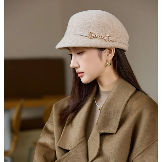 【HaNA 梨花】買一送一贈圍脖 秋冬氛圍感巔峰側邊金鏈毛呢帽毛帽(毛呢帽 秋冬氛圍 立體剪裁)