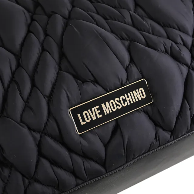 【MOSCHINO】LOVE MOSCHINO 金屬LOGO菱格紋厚尼龍托特包(黑)
