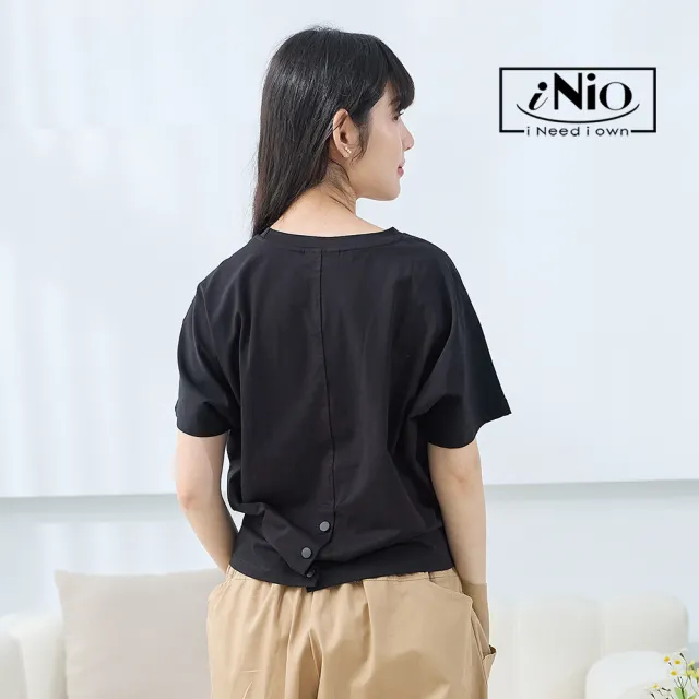 【iNio 衣著美學】簡約顯瘦短袖棉T 後背排扣設計 短袖上衣(CEW1174)