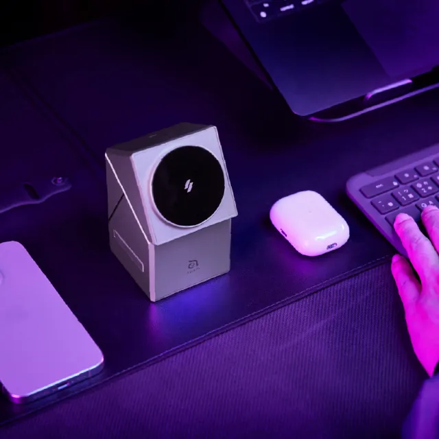 【ADAM 亞果元素】Mag Qube Qi2 立方體智慧型三合一旅行磁吸無線充電座 鈦(無線/Magsafe)