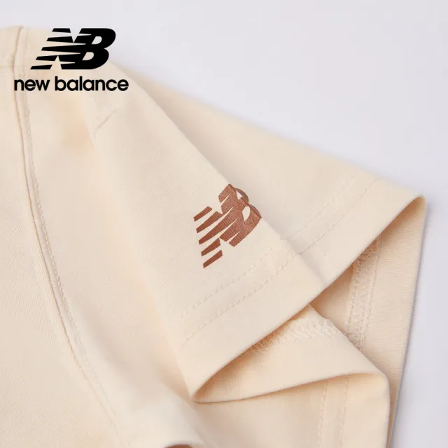 【NEW BALANCE】NB 童裝BOSTON短T/短袖上衣_7EF3404WLBG_男童/女童_淺膚色