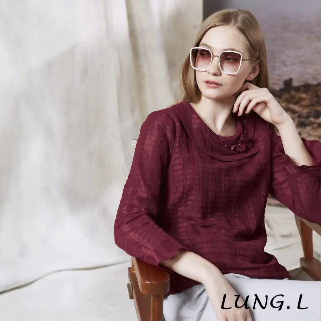 【LUNG.L 林佳樺】LU05A 紅色提花條紋造型領長袖女裝上衣(秋冬新品)