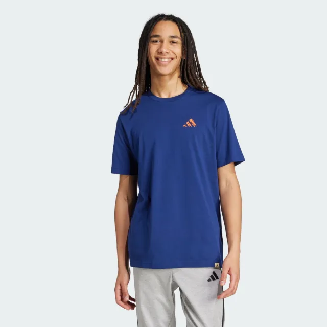 【adidas 愛迪達】DOODLE HUNT HIKE 短袖上衣 T恤 男 KA7137