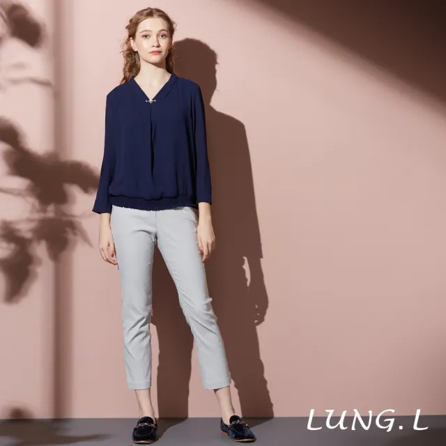 【LUNG.L 林佳樺】LT03A 藍色造型V領搭配珍珠釦九分袖女裝上衣(秋冬新品)