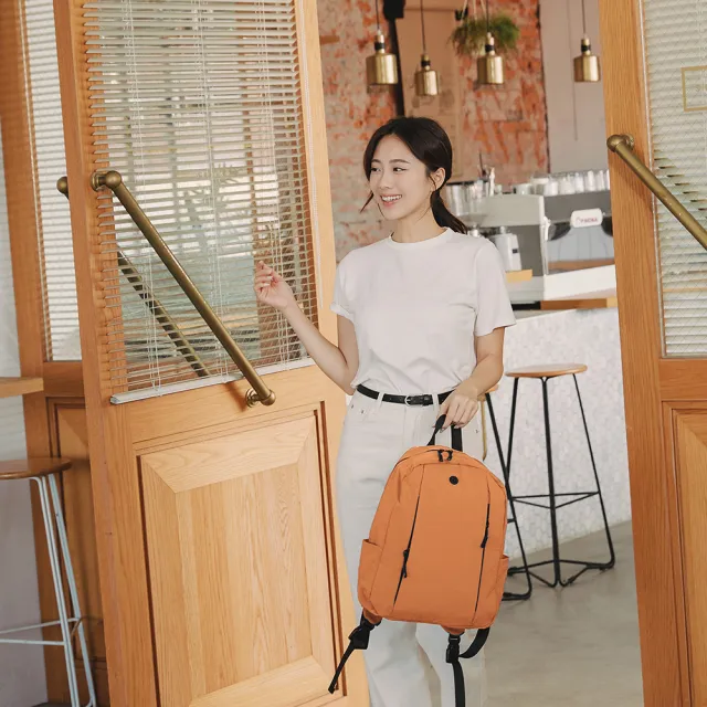 【Kiiwi O！官方直營】人氣款後背包多款任選+日常實用機能小物任選 限量 買一送一