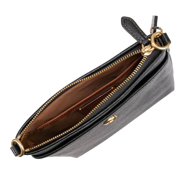 【COACH】KITT C字LOGO防刮皮革斜背包(黑色)