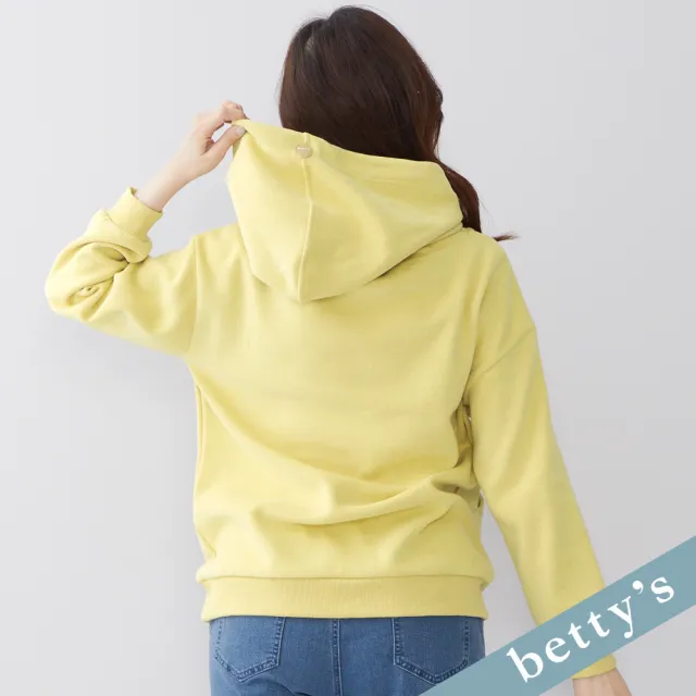 【betty’s 貝蒂思】出清品  字母拼貼內刷毛連帽T-shirt(黃色)