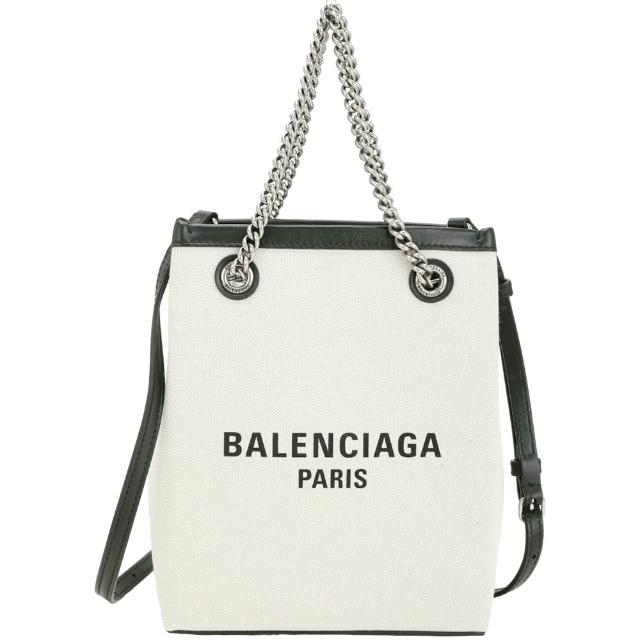 BALENCIAGA 巴黎世家 Duty Free 兩用包，採用優質牛皮外層與布面內裡，黑色金色設計時尚百搭。尺寸約17x7x20cm，配備可拆卸鍊帶（約30cm，不可調）及可調背帶（約116.5cm），開放式開口，義大利原產真品平行輸入。適合男女使用，無內外部夾層及袋數，無底珠，不可放A4檔案。全新商品，無附贈禮盒紙袋，以實際到貨為準。完美結合奢華與實用，是巴黎世家包包愛好者的首選！