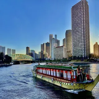 【喜鴻假期】【高雄出發．東京溫泉螃蟹５日】夢幻迪士尼、東京灣屋形船、河口湖纜車、富士山美景