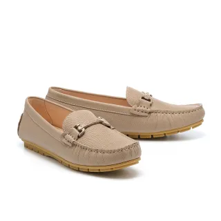 【AS 集團】別致品味造型飾釦壓花牛皮樂福平底鞋(杏)