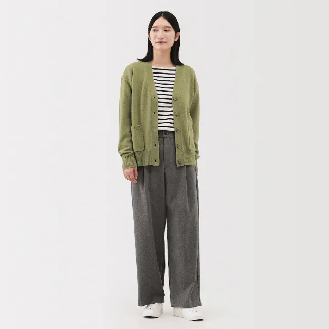 【MUJI 無印良品】女水洗羊毛中密織V領開襟衫(墨灰/黑色/粉米/駝色/粉紅/淺綠/藍色/深摩卡棕)