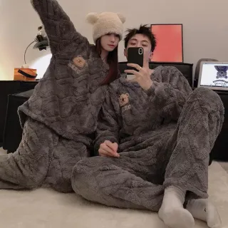 【TLYS-J】圓領珊瑚絨睡衣 兩件式情侶睡衣 睡袍 保暖睡衣 家居服 長袖居家套裝 秋冬睡衣 睡褲