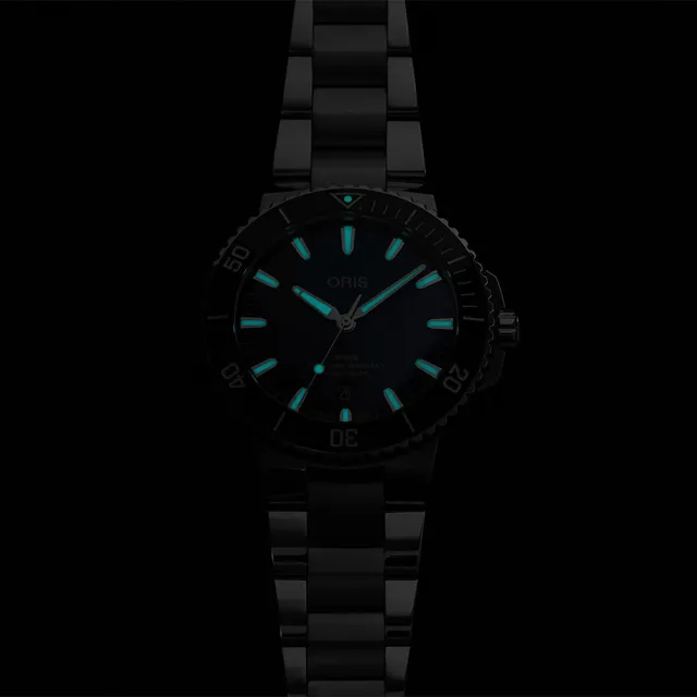 【ORIS 豪利時】Aquis 時間之海300米潛水日期機械錶-銀x藍/43.5mm(0173377894135-0782304PEB)