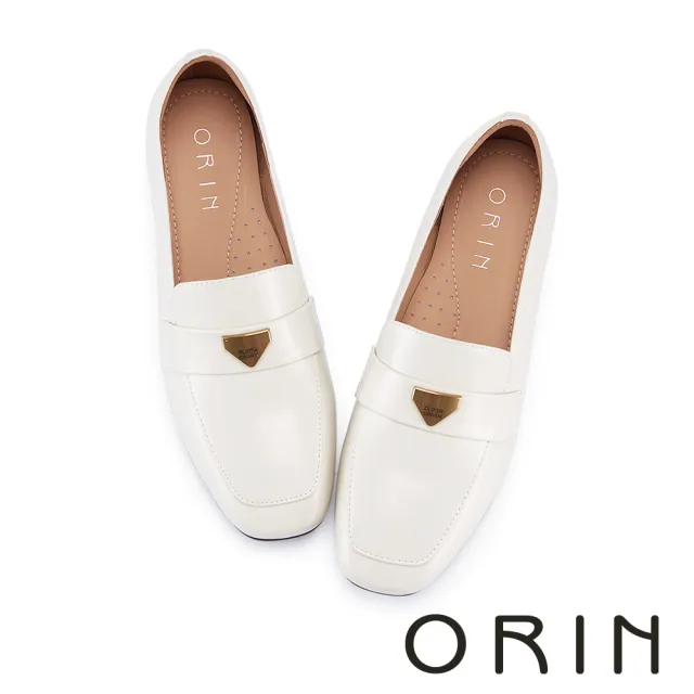 【ORIN】牛漆皮金屬飾方頭低跟鞋(米白)