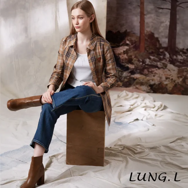 【LUNG.L 林佳樺】LT60E 藍色側邊鑽飾修身微喇女裝牛仔長褲(秋冬新品)