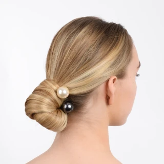 【L. ERICKSON】珍珠螺旋髮叉〈淺灰色／金色〉