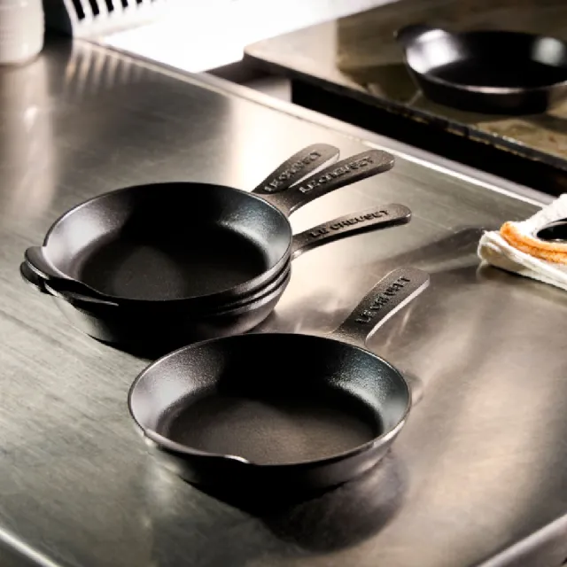 【Le Creuset】 Gourmand 專業迷你鑄鐵鍋具3入組(烤盤13cm、煎盤16cm、鐵鍋13cm)