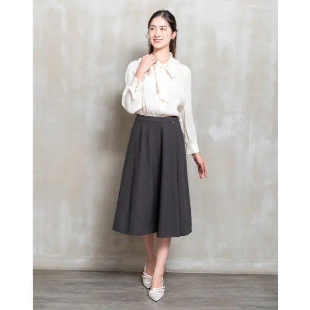 【perng yuh 芃諭名品】凝粹時光 亮澤 綁帶 襯衫(2025 AW Collection|4C秋冬新品上市)